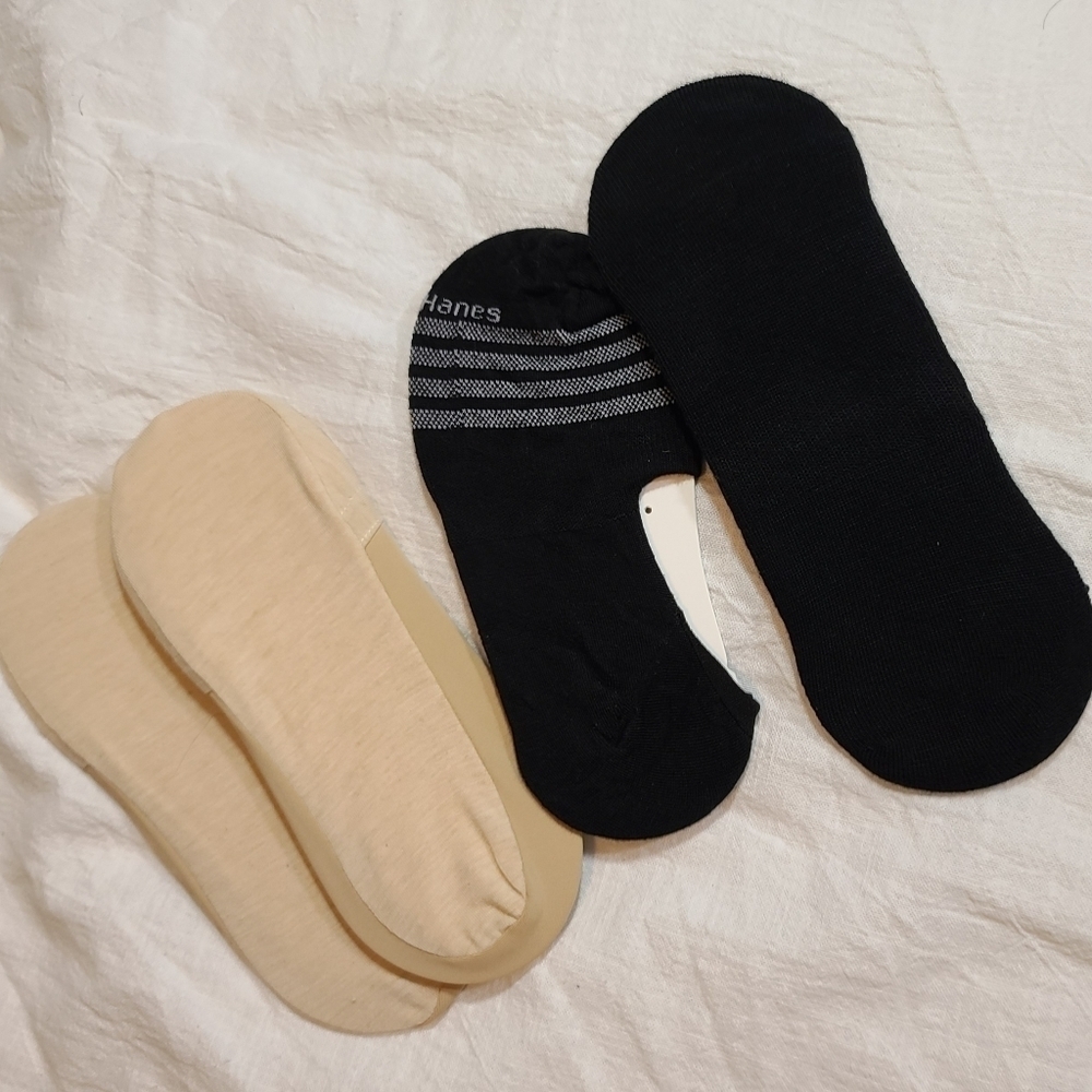Set Of 4 Women's Footie Socks, new